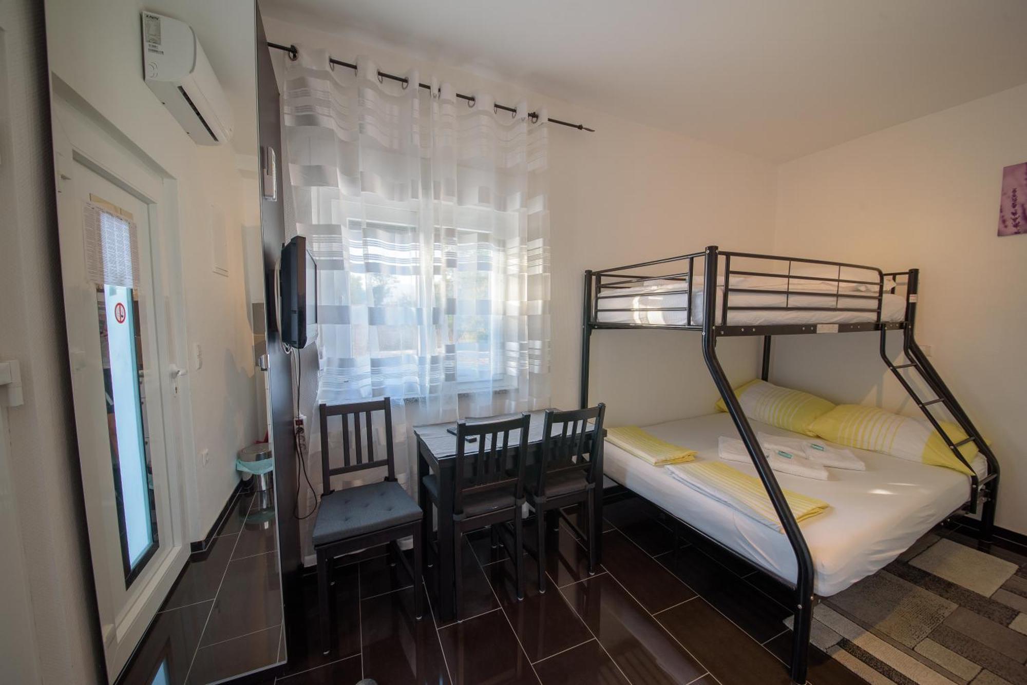 Jeli Apartments Стариград-Пакленица Стая снимка