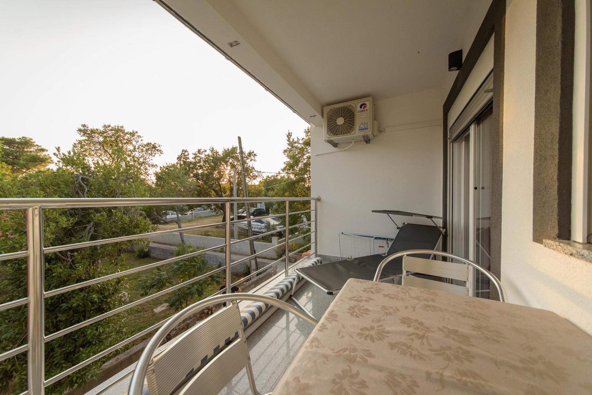 Jeli Apartments Стариград-Пакленица Стая снимка