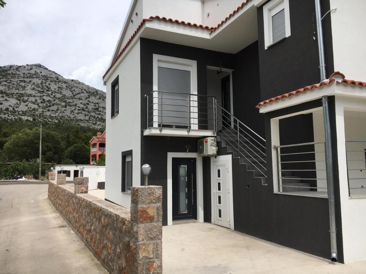 Jeli Apartments Стариград-Пакленица Екстериор снимка