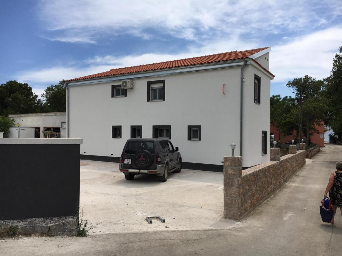 Jeli Apartments Стариград-Пакленица Екстериор снимка
