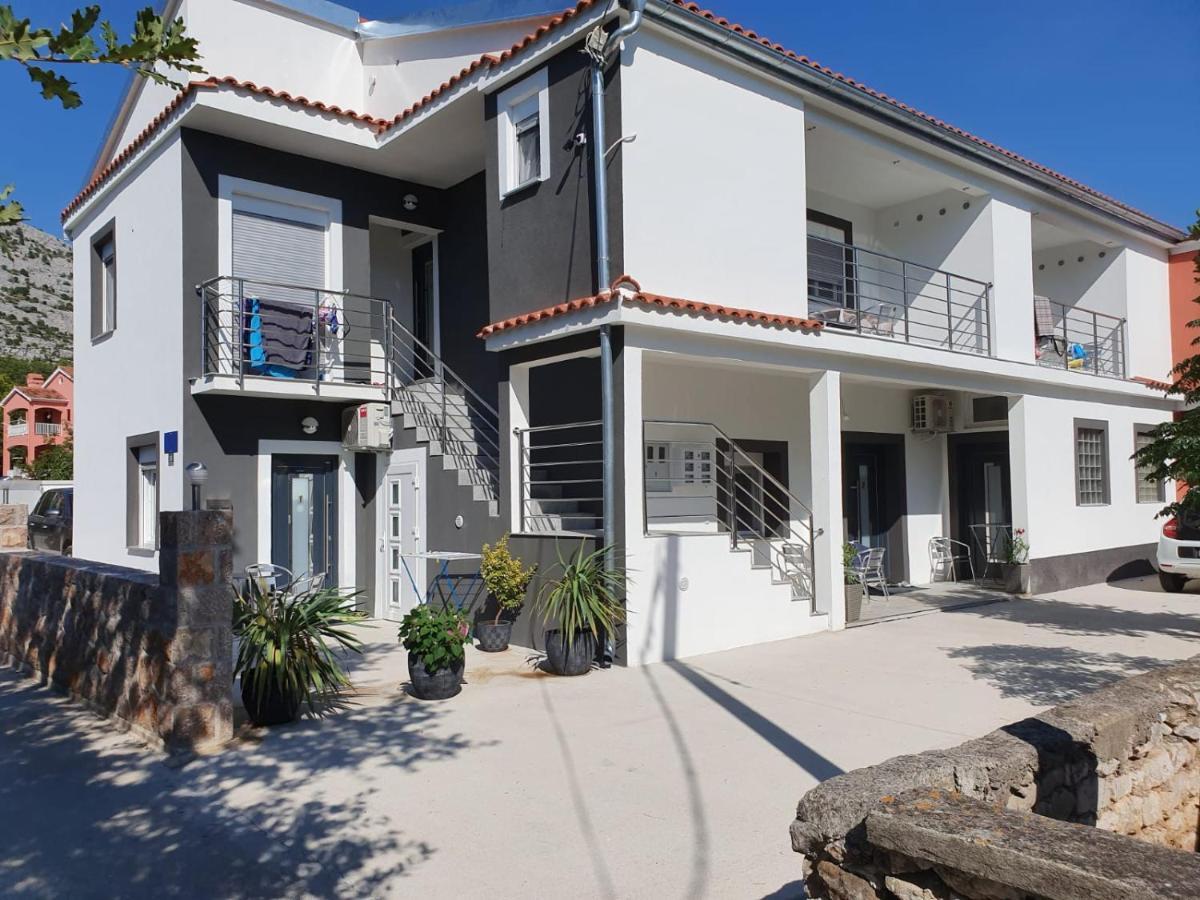 Jeli Apartments Стариград-Пакленица Екстериор снимка